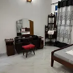 Pazuri Apartment