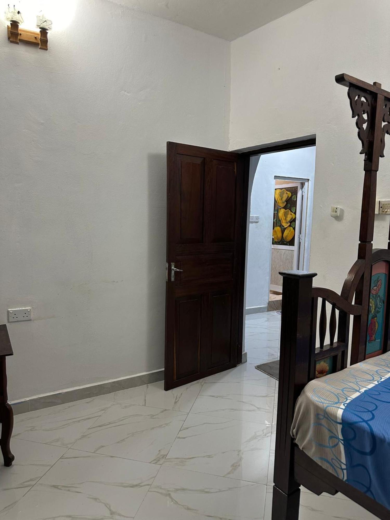 Apartment Pazuri *